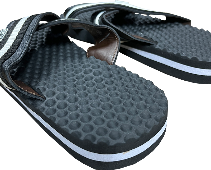 Slip On Massage Black White